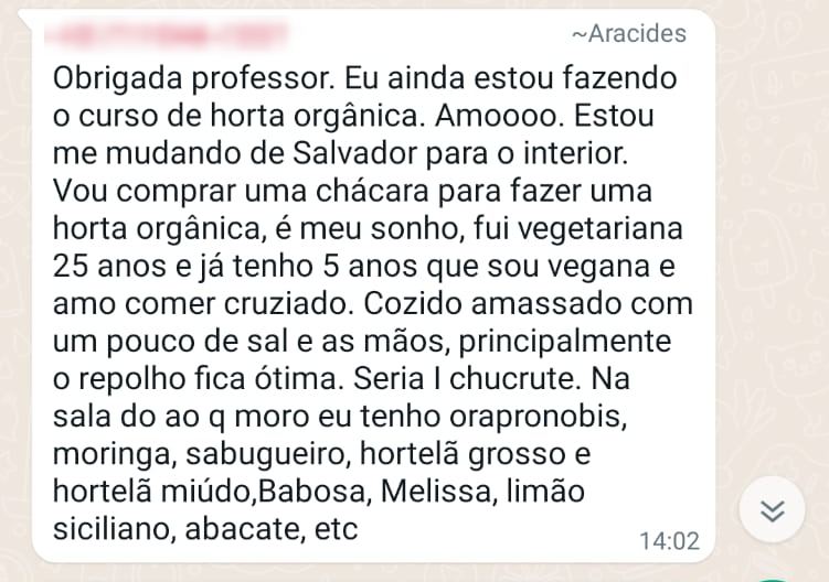 Mensagem de aluna agradecendo ao professor e contando que ainda está fazendo o curso de horta orgânica